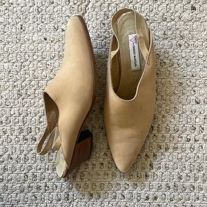 VINTAGE GUESS BY GEORGES MARCIANO mules